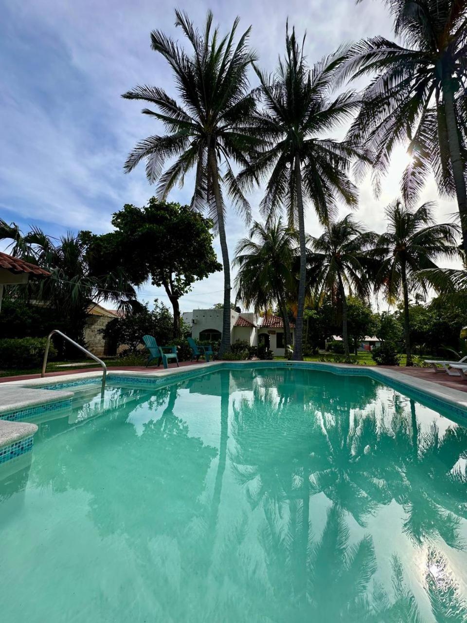 La Ceja Beach House El Tamarindo Exterior photo